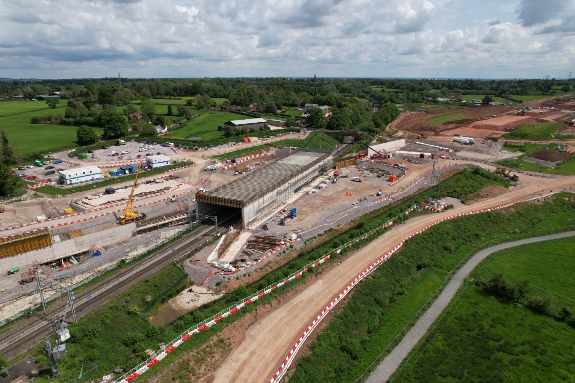HS2 completes bridge lift milestones